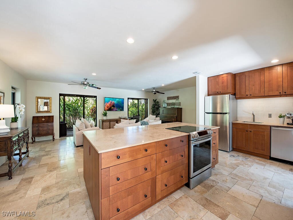 1200 9th Avenue N Naples FL 34102 225075038 image10