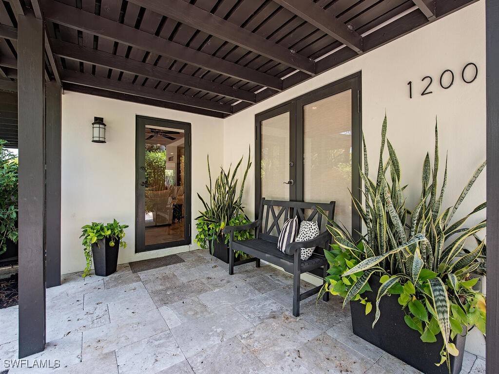 1200 9th Avenue N Naples FL 34102 225075038 image3