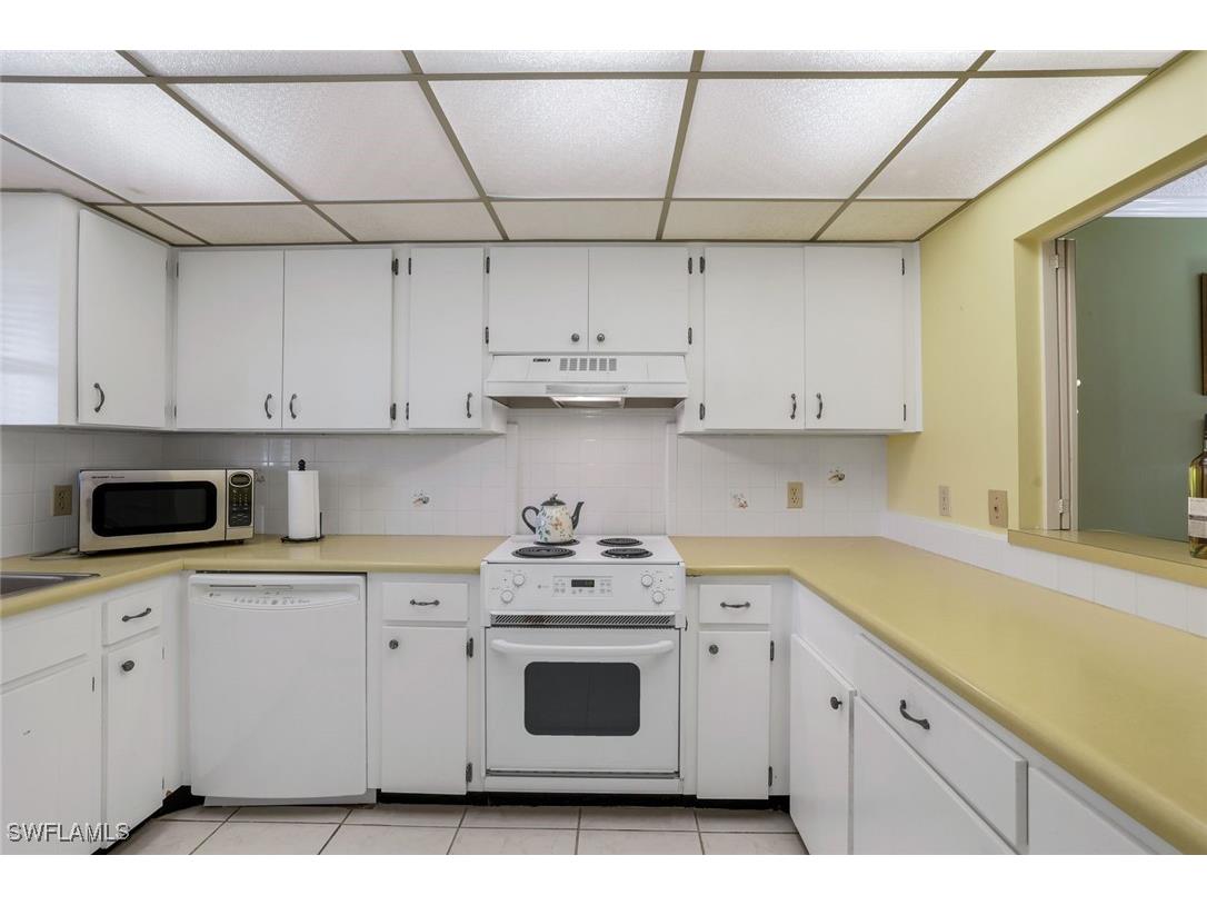 1200 Cherrystone Court #B209 Naples FL 34102 224091962 image17