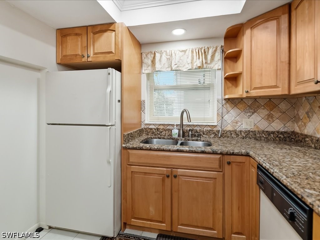 1200 Cherrystone Court #B-109 Naples FL 34102 226020726 image4