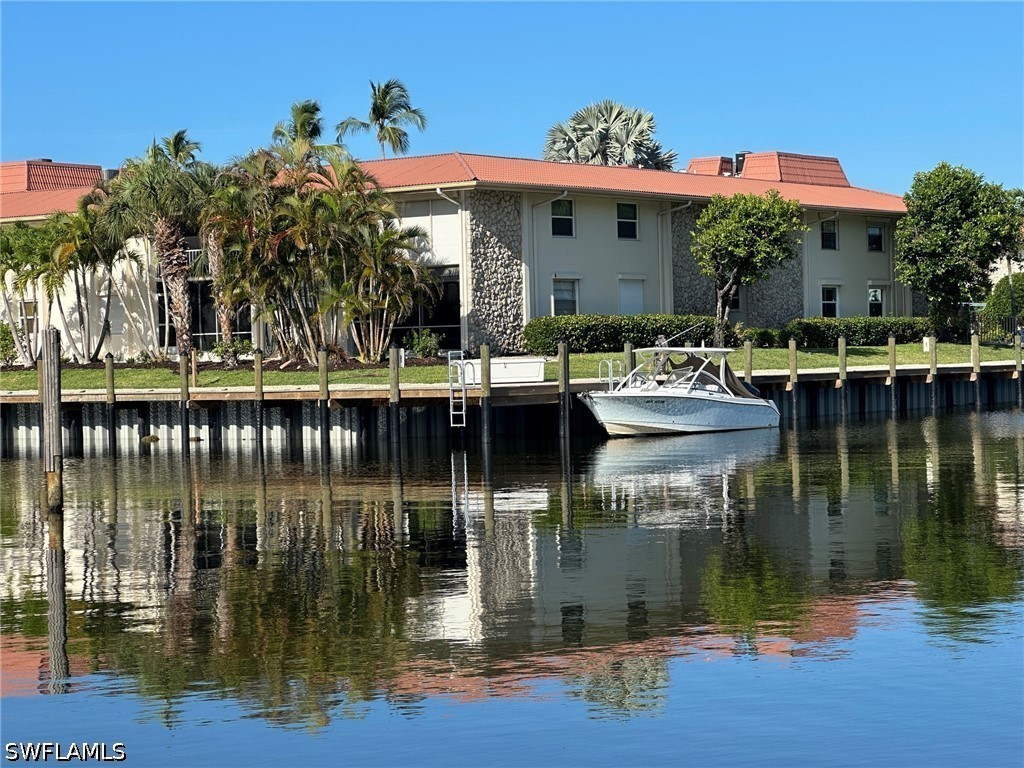 1200 Cherrystone Court #B108 Naples FL 34102 226021302 image1