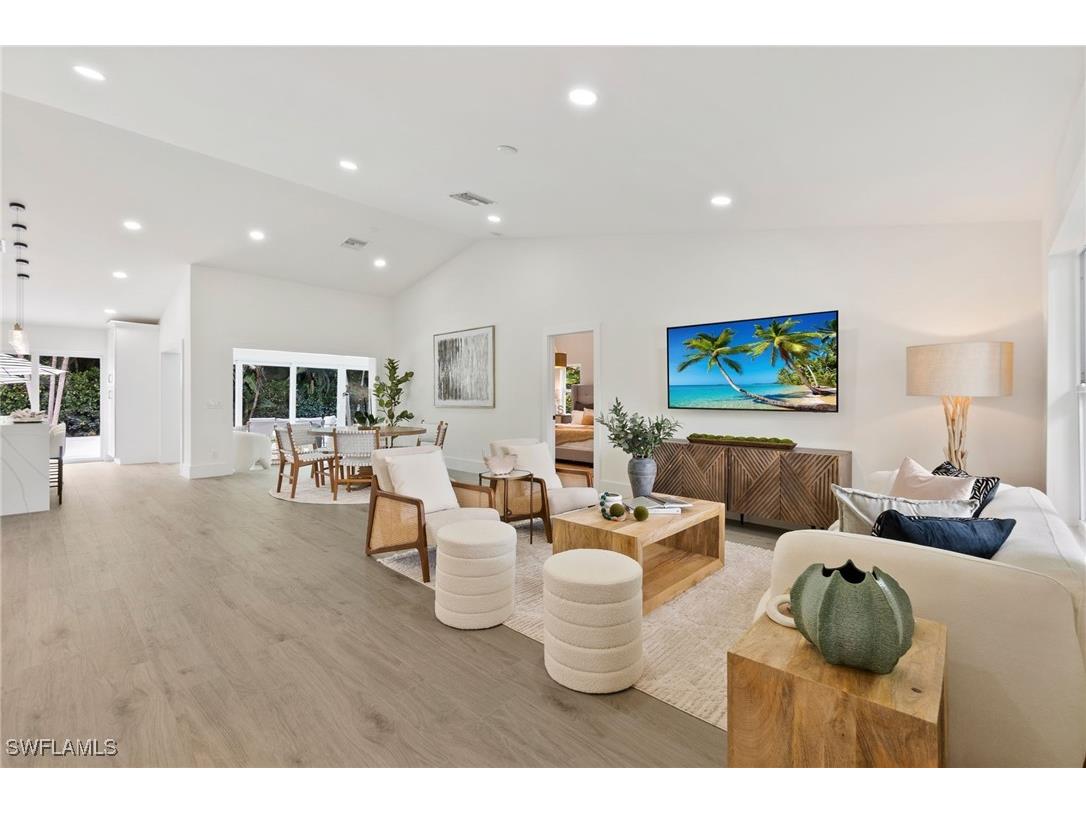 1200 Cypress Woods Drive Naples FL 34103 225067486 image2