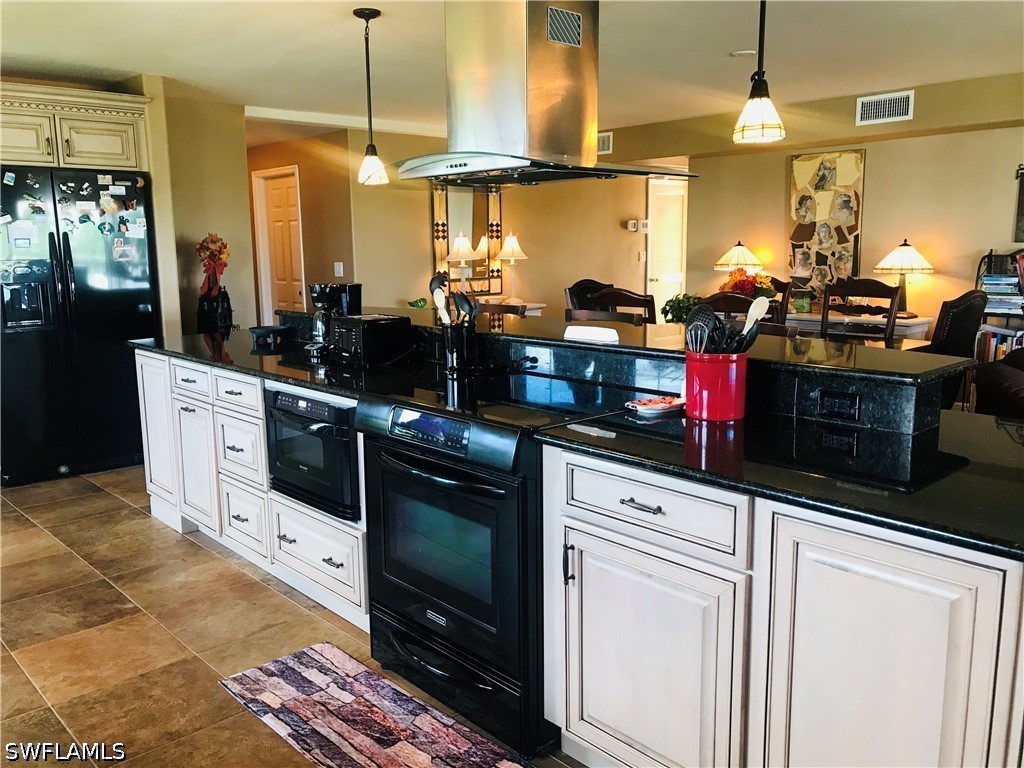 1200 Gulf Shore Boulevard N #404 Naples FL 34102 226024156 image12