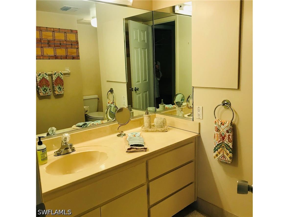 1200 Gulf Shore Boulevard N #404 Naples FL 34102 226024156 image17