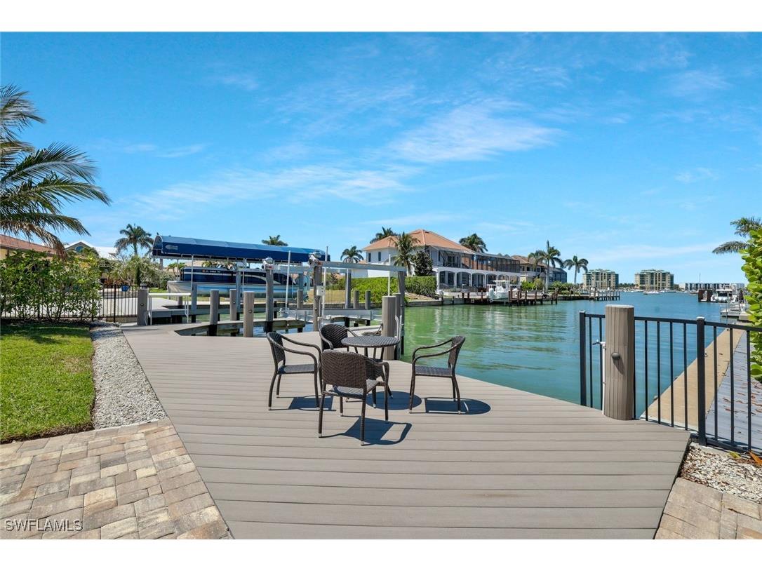 1200 Orange Court Marco Island FL 34145 225066586 image1