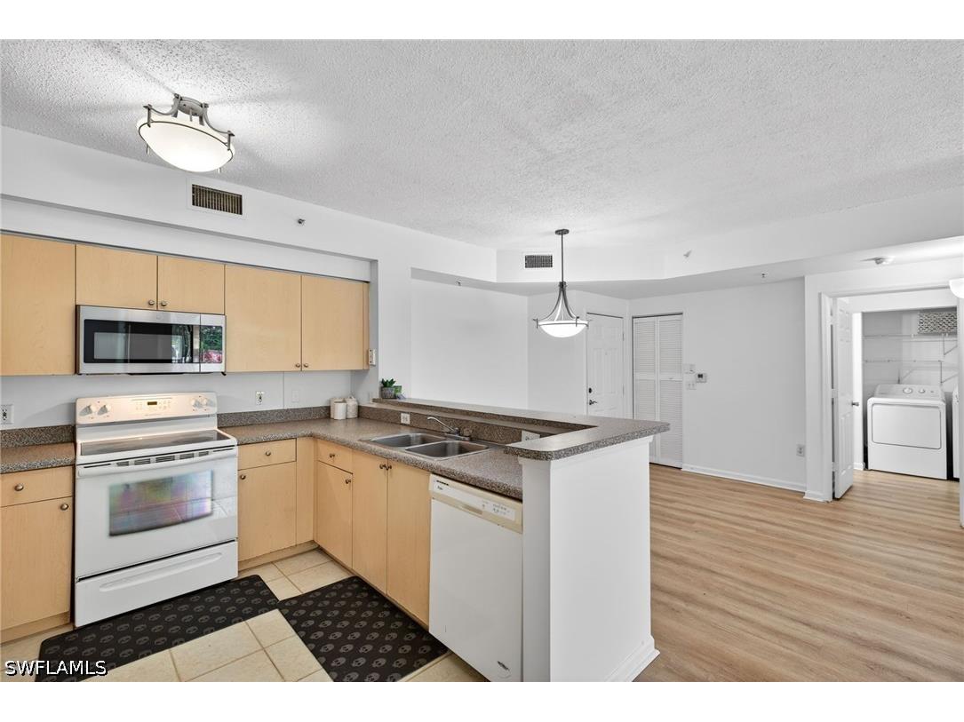 1200 Reserve Way #105 Naples FL 34105 226018580 image10