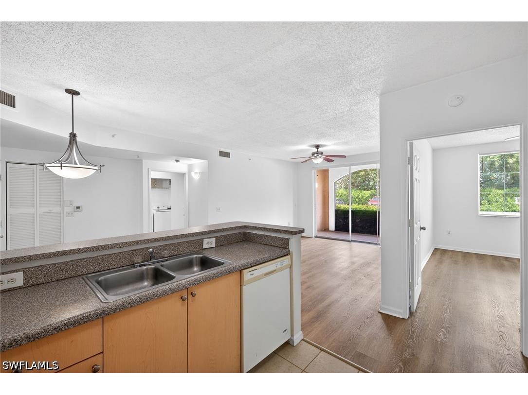 1200 Reserve Way #105 Naples FL 34105 226018580 image12