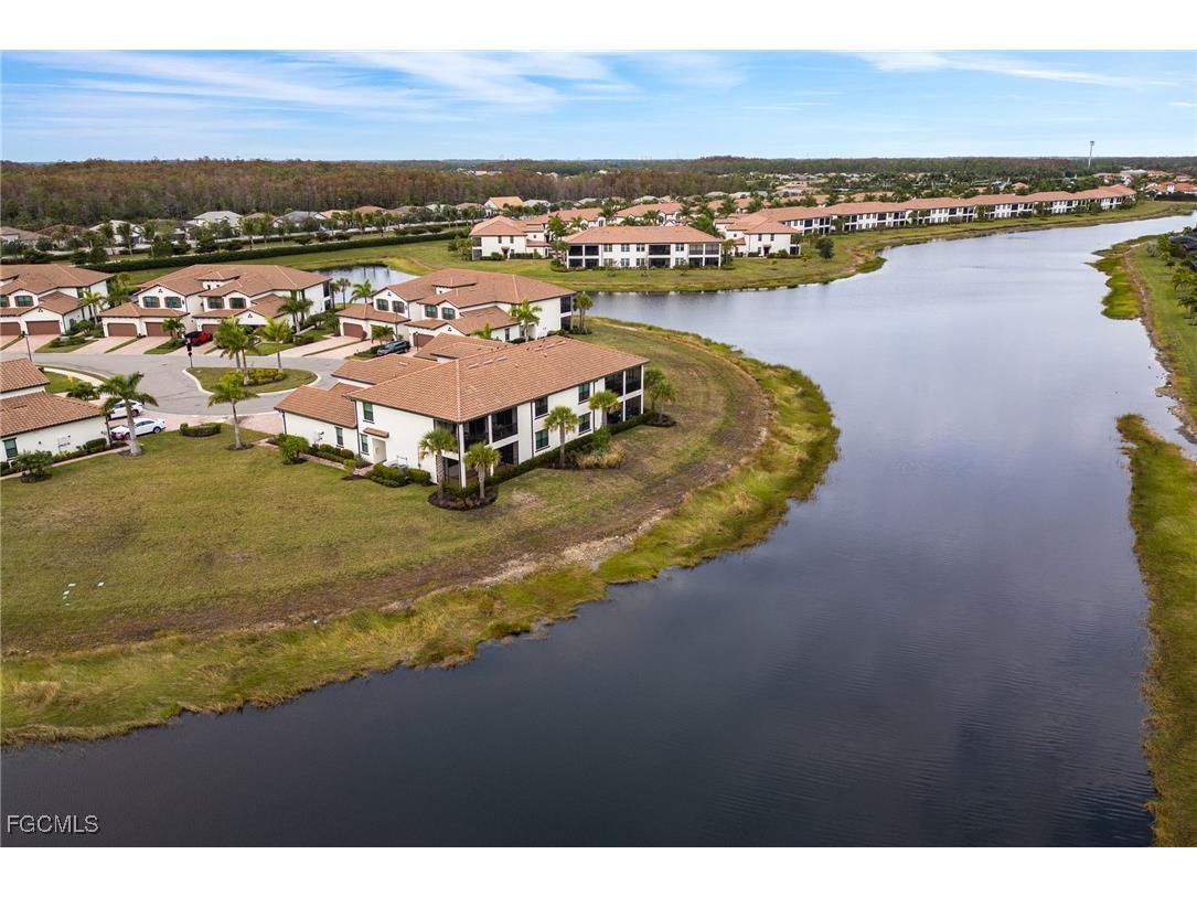 12000 Hawthorn Lake Drive #101 Fort Myers FL 33913 2025022474 image4