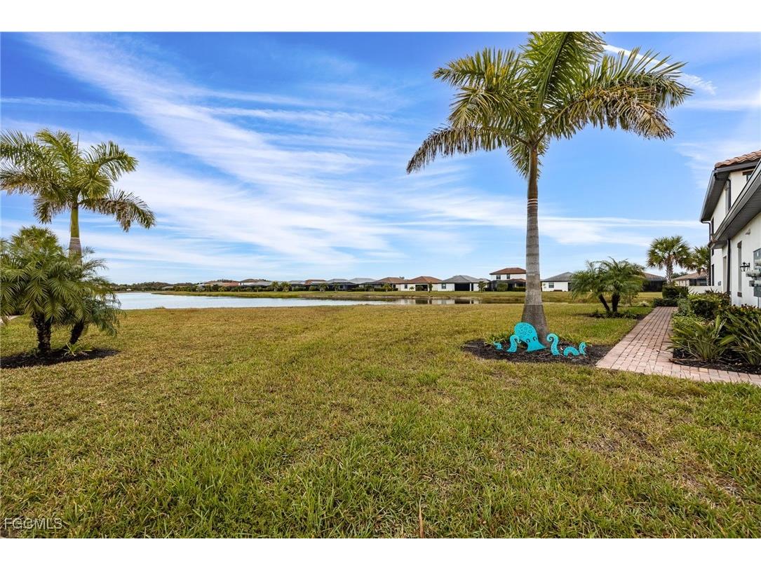 12000 Hawthorn Lake Drive #101 Fort Myers FL 33913 2025022474 image5