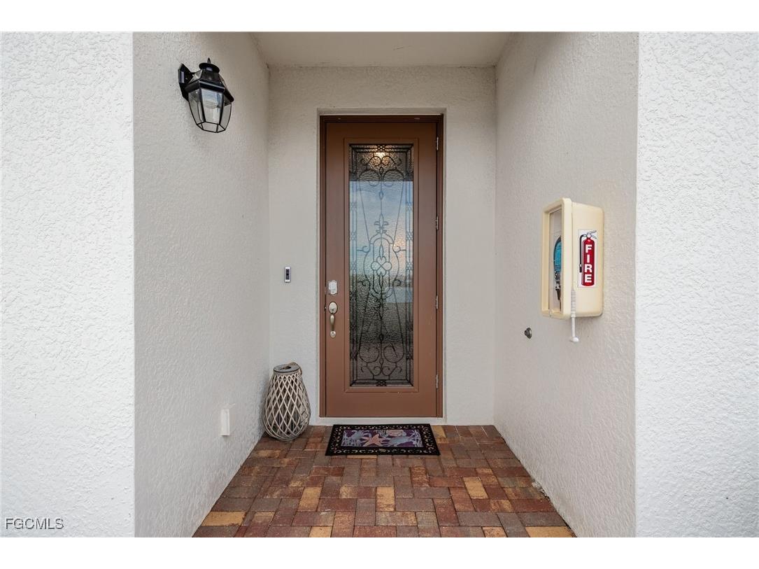 12000 Hawthorn Lake Drive #101 Fort Myers FL 33913 2025022474 image6