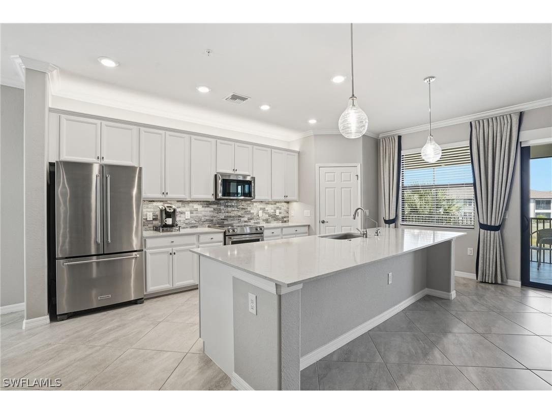 12003 Hawthorn Lake Drive #201 Fort Myers FL 33913 226009079 image1