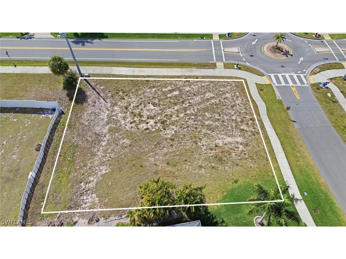 1201 6th Avenue Marco Island FL 34145 226009445 image11