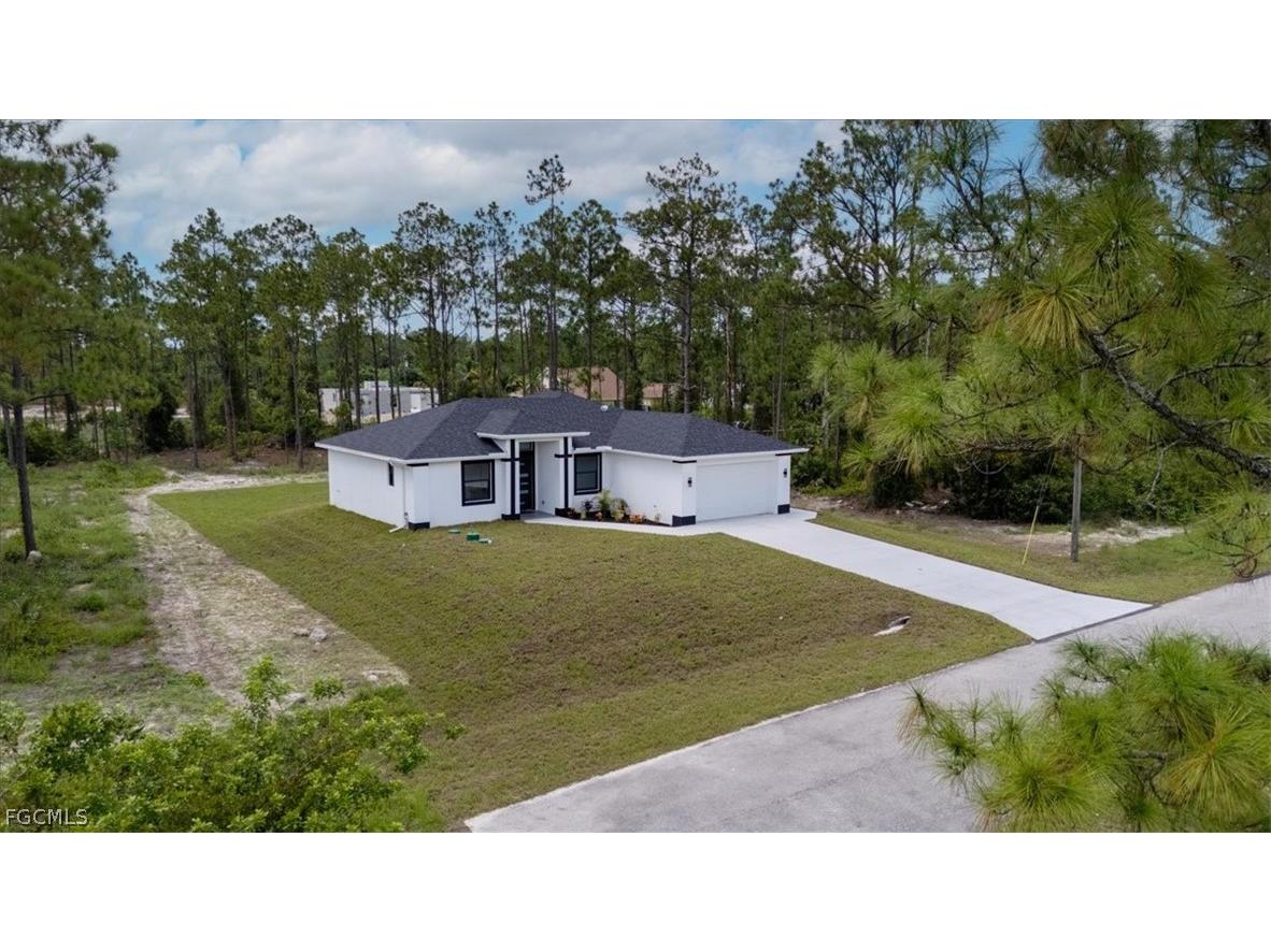 1201 Johns Avenue Lehigh Acres FL 33972 2026009326 image2