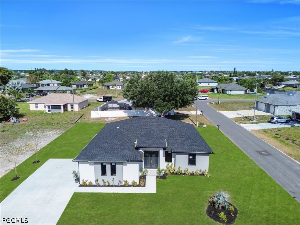 1201 NE 12th Place Cape Coral FL 33909 2026020070 image1