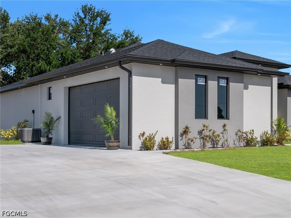 1201 NE 12th Place Cape Coral FL 33909 2026020070 image26