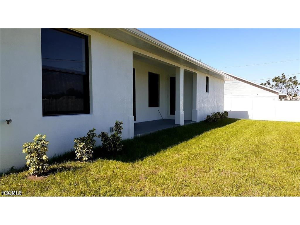 1201 NE 18th Place Cape Coral FL 33909 2026023128 image6