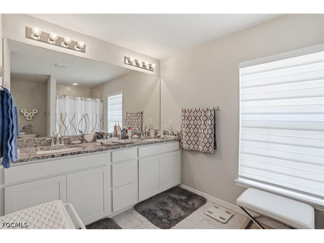 1201 NW 14th Place Cape Coral FL 33993 2026019549 image17