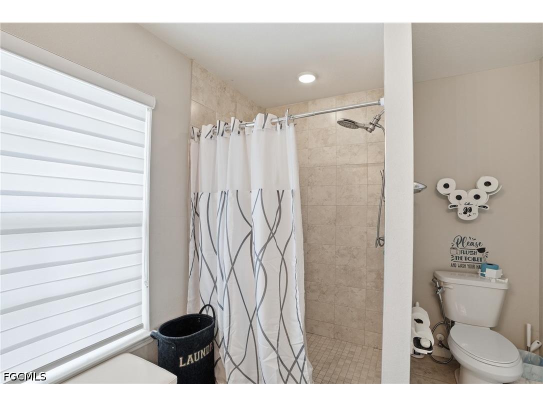 1201 NW 14th Place Cape Coral FL 33993 2026019549 image18