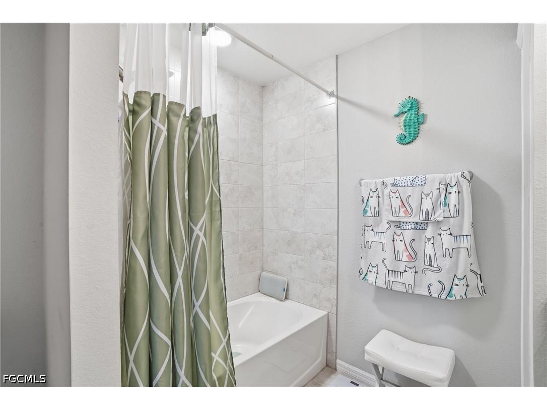 1201 NW 14th Place Cape Coral FL 33993 2026019549 image21