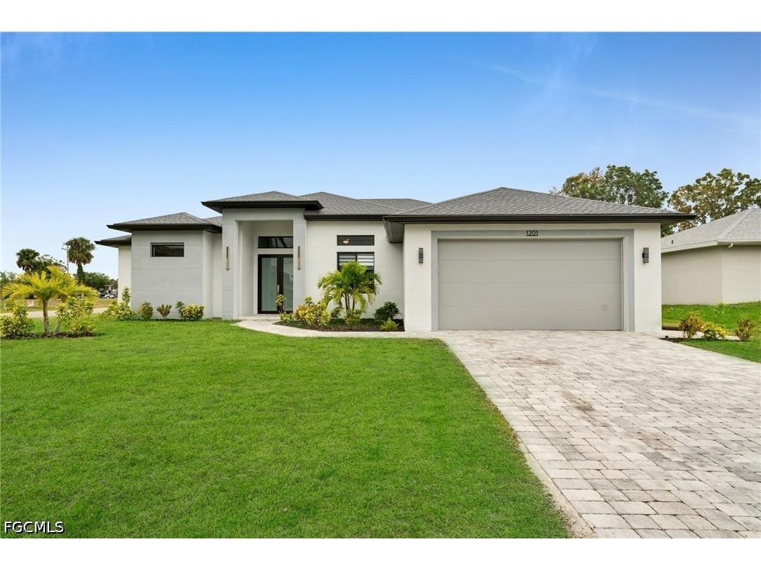 1201 SW 8th Place Cape Coral FL 33991 2026024858 image1