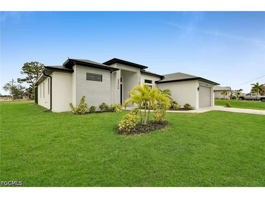 1201 SW 8th Place Cape Coral FL 33991 2026024858 image2