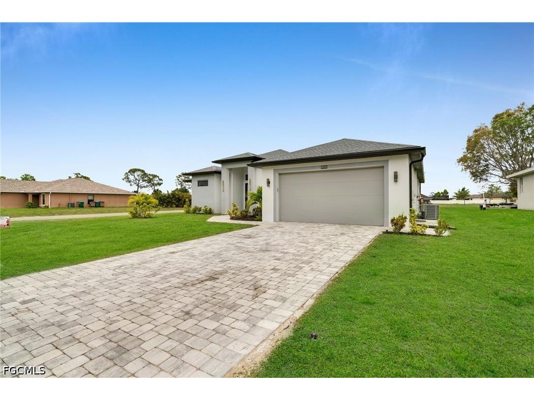 1201 SW 8th Place Cape Coral FL 33991 2026024858 image3