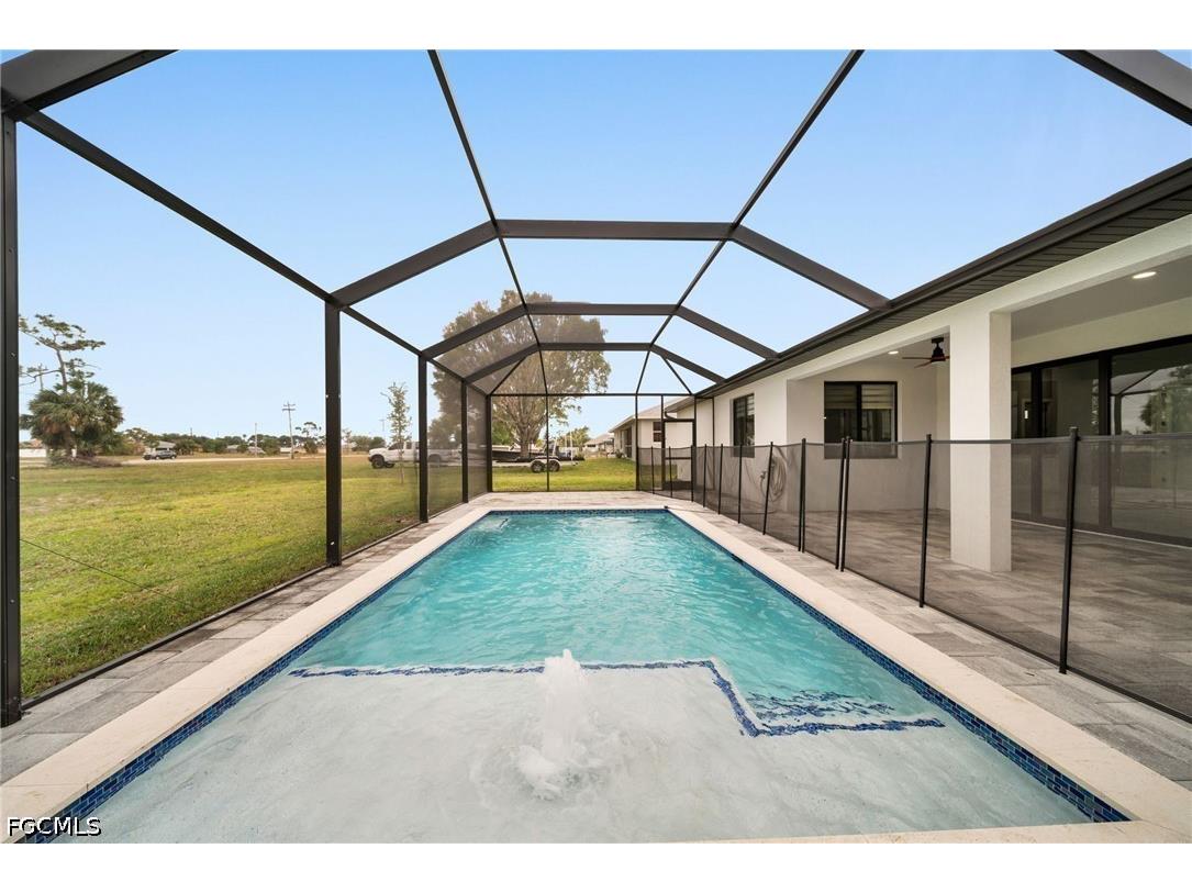 1201 SW 8th Place Cape Coral FL 33991 2026024858 image40