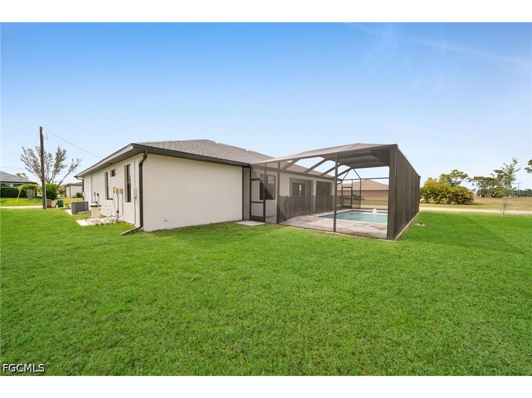 1201 SW 8th Place Cape Coral FL 33991 2026024858 image41