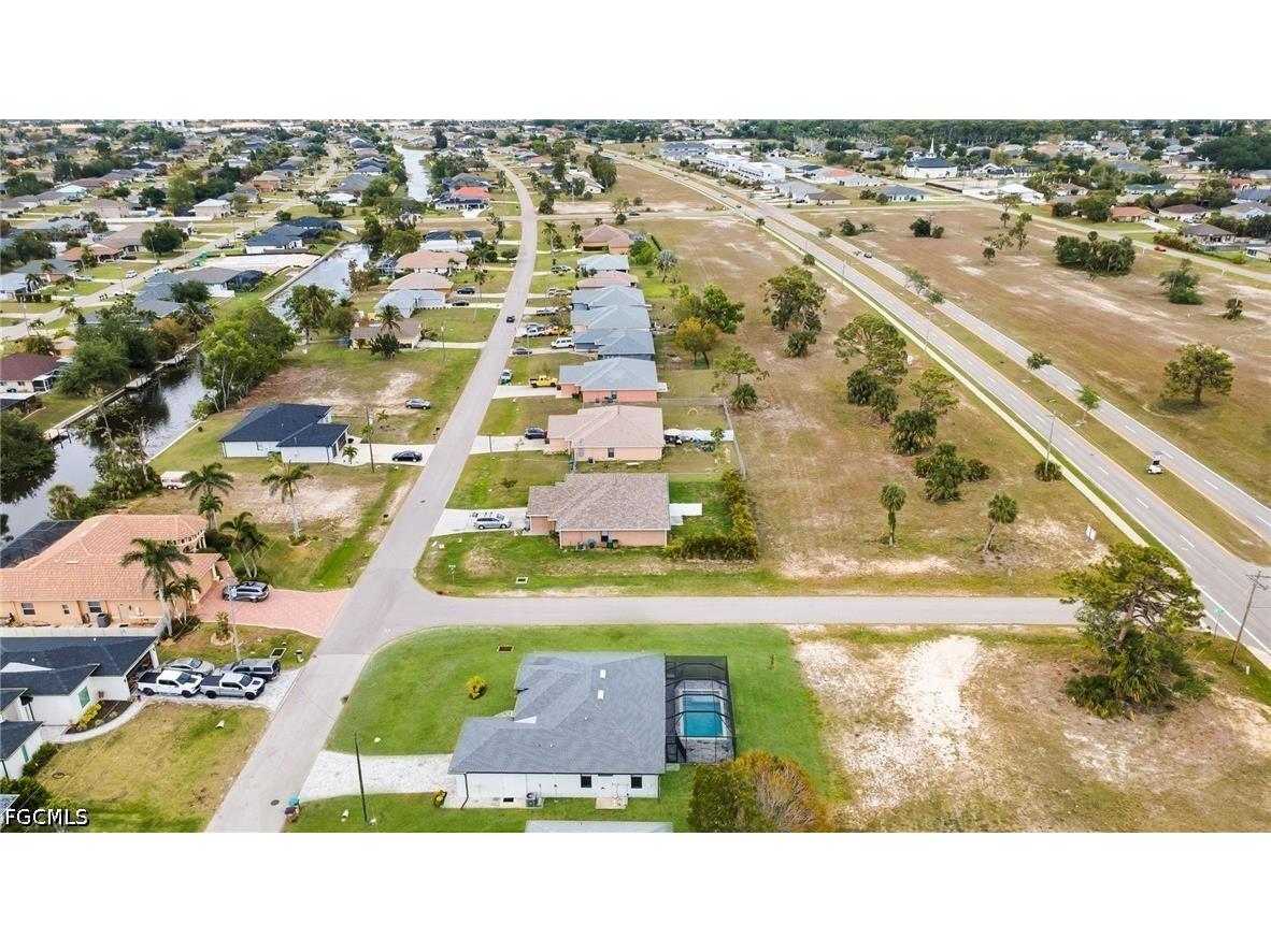 1201 SW 8th Place Cape Coral FL 33991 2026024858 image44