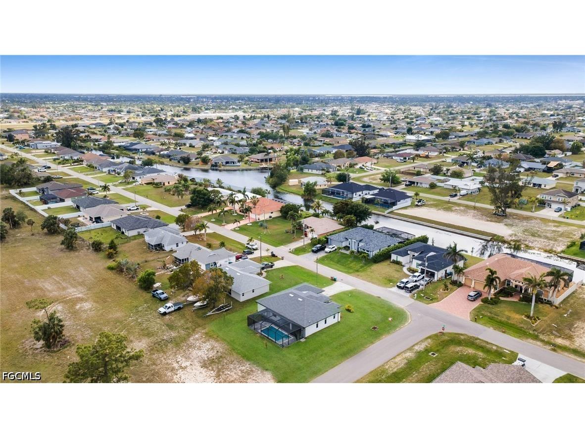 1201 SW 8th Place Cape Coral FL 33991 2026024858 image46