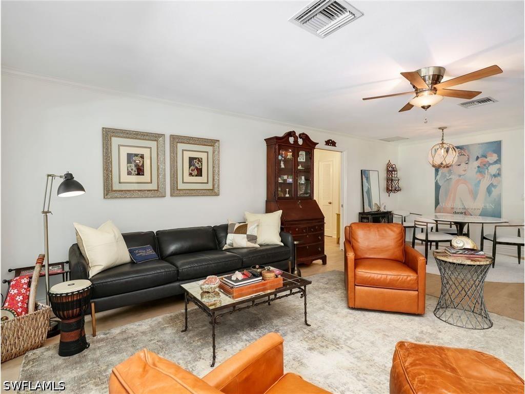 1201 Solana Road #7 Naples FL 34103 226020837 image2