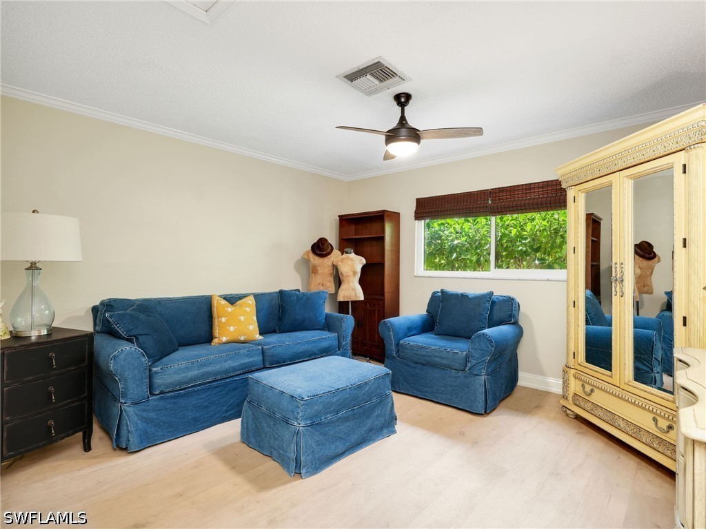 1201 Solana Road #7 Naples FL 34103 226020837 image22