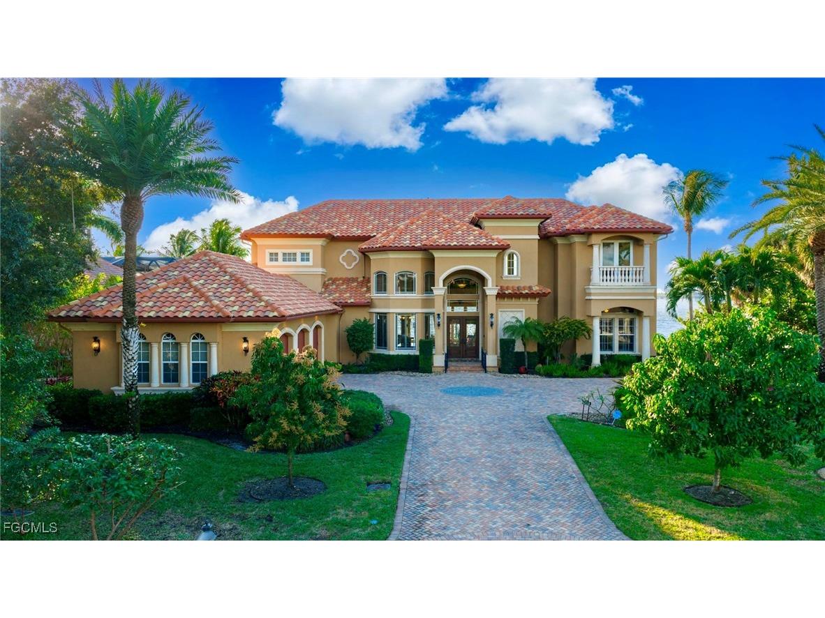 1201 Walden Drive Fort Myers FL 33901 2025025543 image1