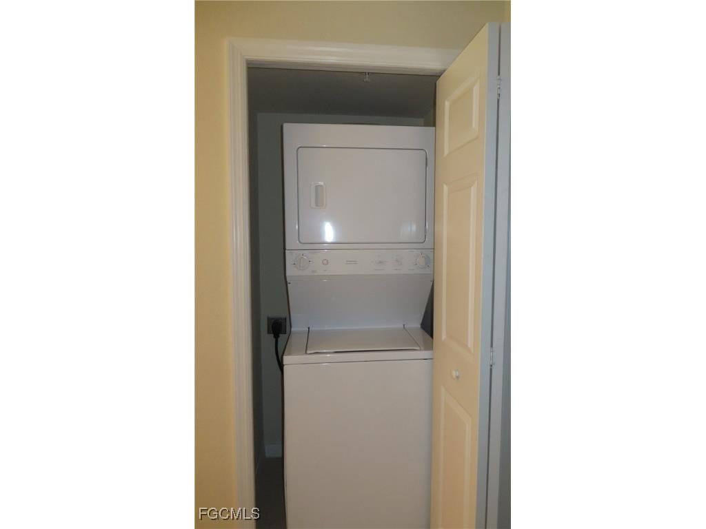 12010 Rock Brook Run #1701 Fort Myers FL 33913 2025009190 image10