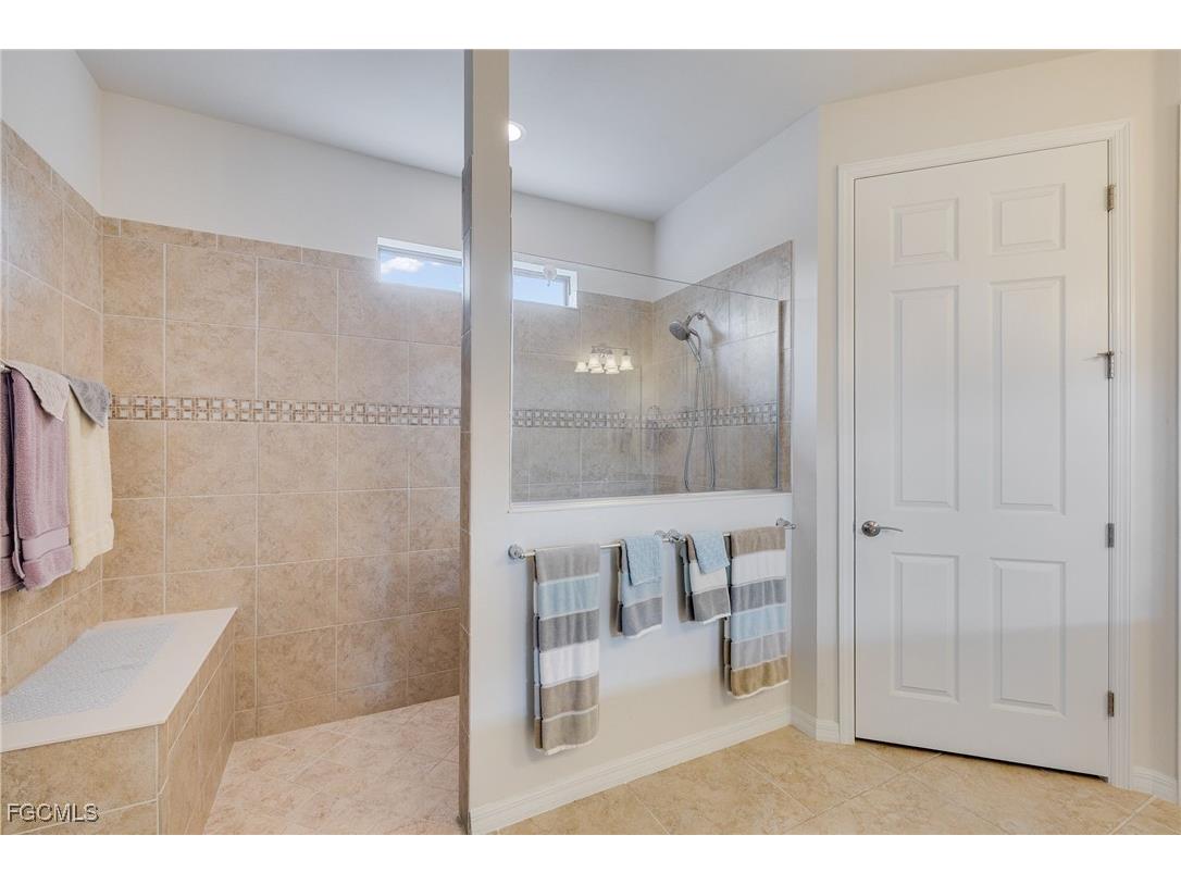12015 Macquarie Way Fort Myers FL 33913 2026005117 image14