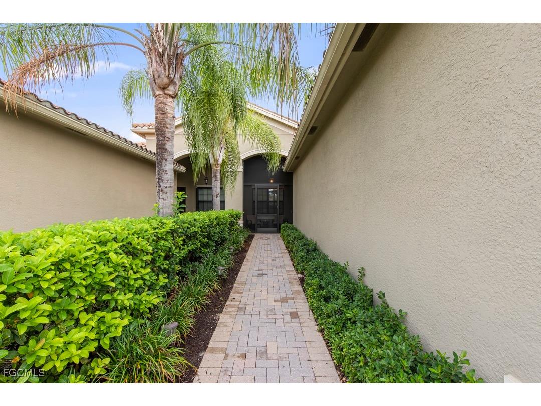 12016 Five Waters Circle Fort Myers FL 33913 2025009586 image10