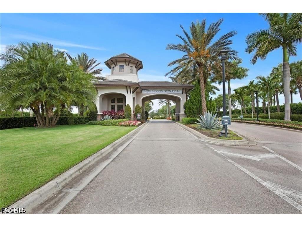 12016 Five Waters Circle Fort Myers FL 33913 2025009586 image43