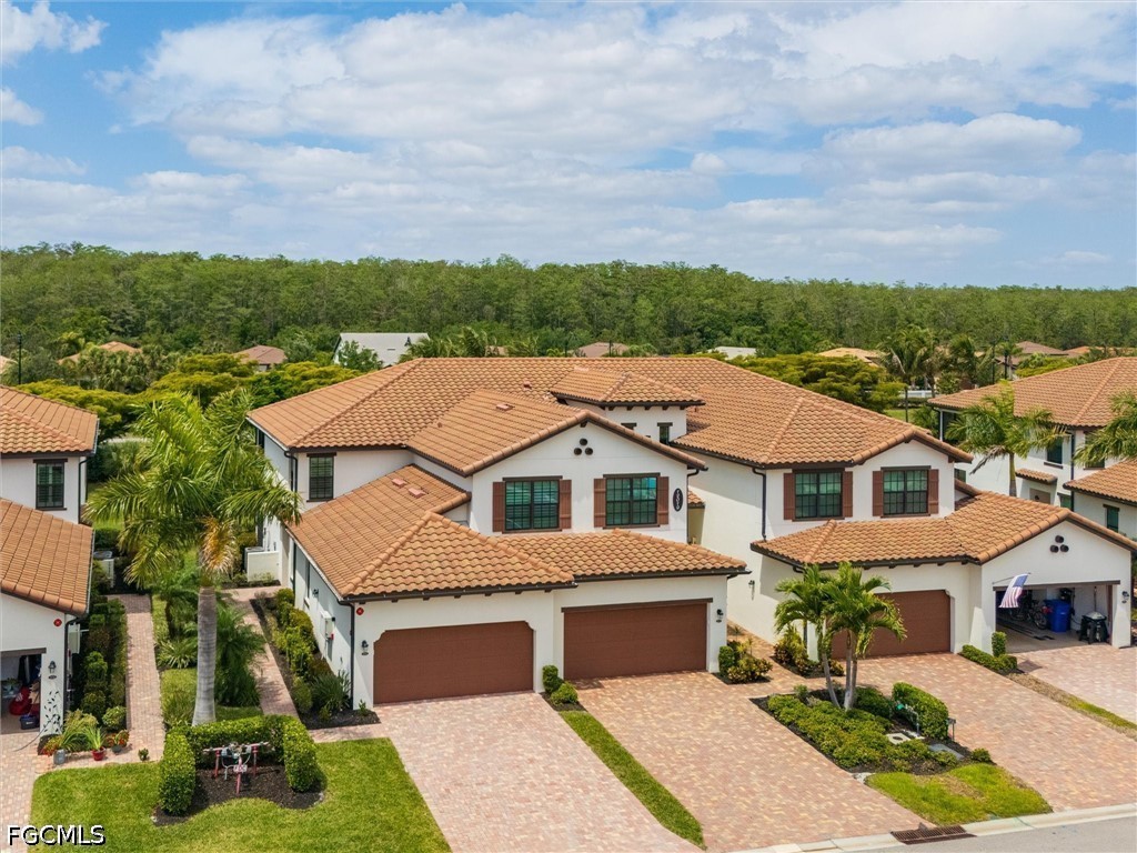 12019 Hawthorn Lake Drive #101 Fort Myers FL 33913 2026014563 image1