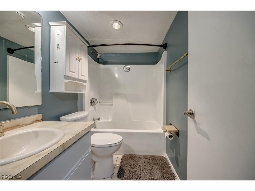 1202 Cape Coral Parkway W #107 Cape Coral FL 33914 2026011716 image36