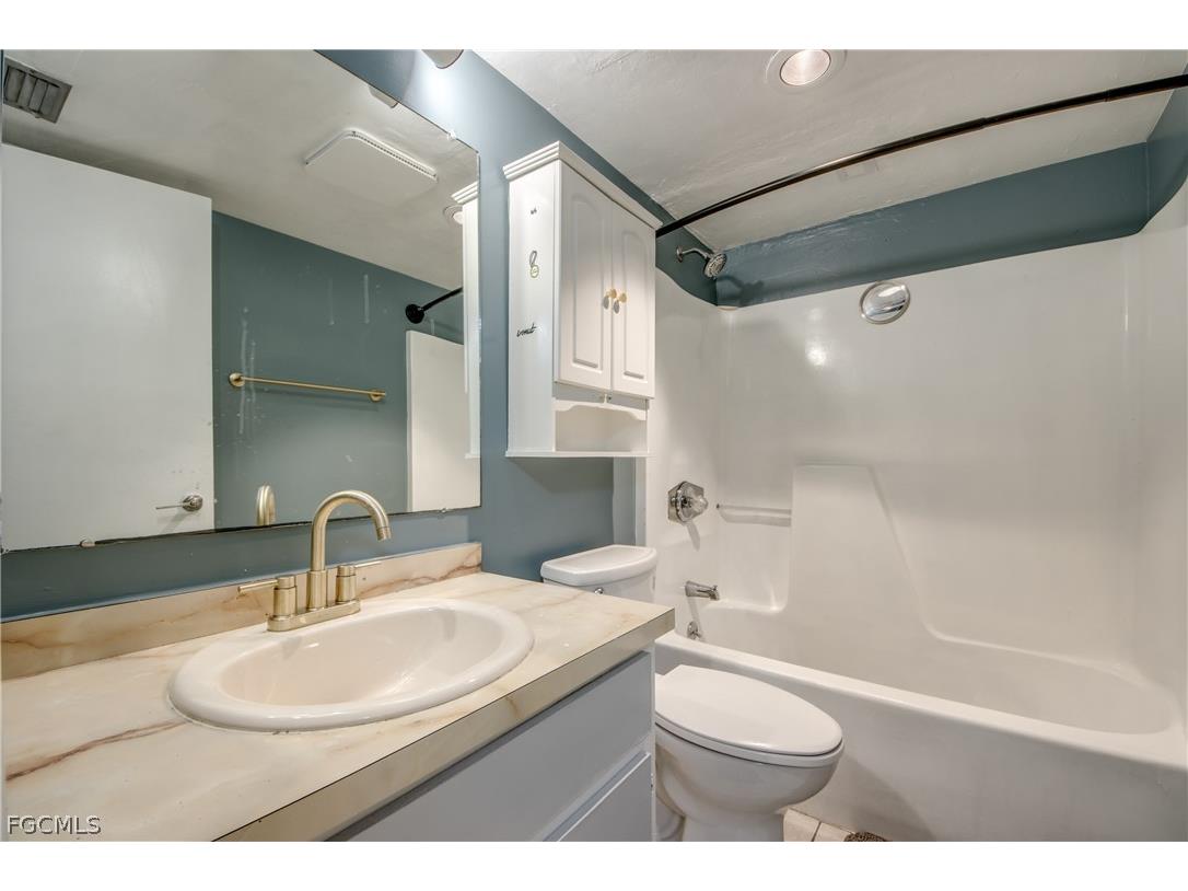 1202 Cape Coral Parkway W #107 Cape Coral FL 33914 2026011716 image37