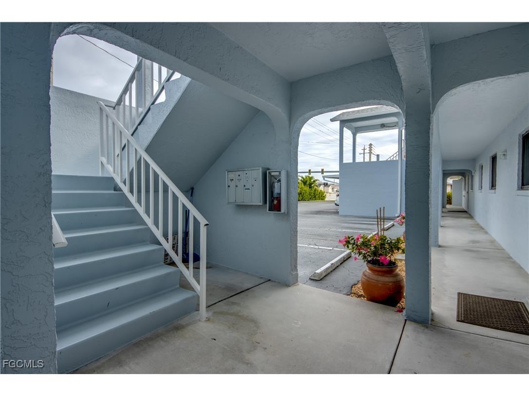 1202 Cape Coral Parkway W #206 Cape Coral FL 33914 2026002719 image36