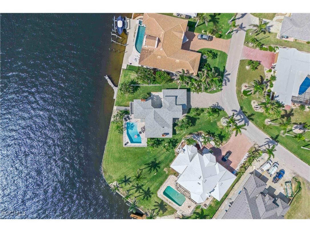 1202 Flamingo Drive Cape Coral FL 33904 2025010752 image13