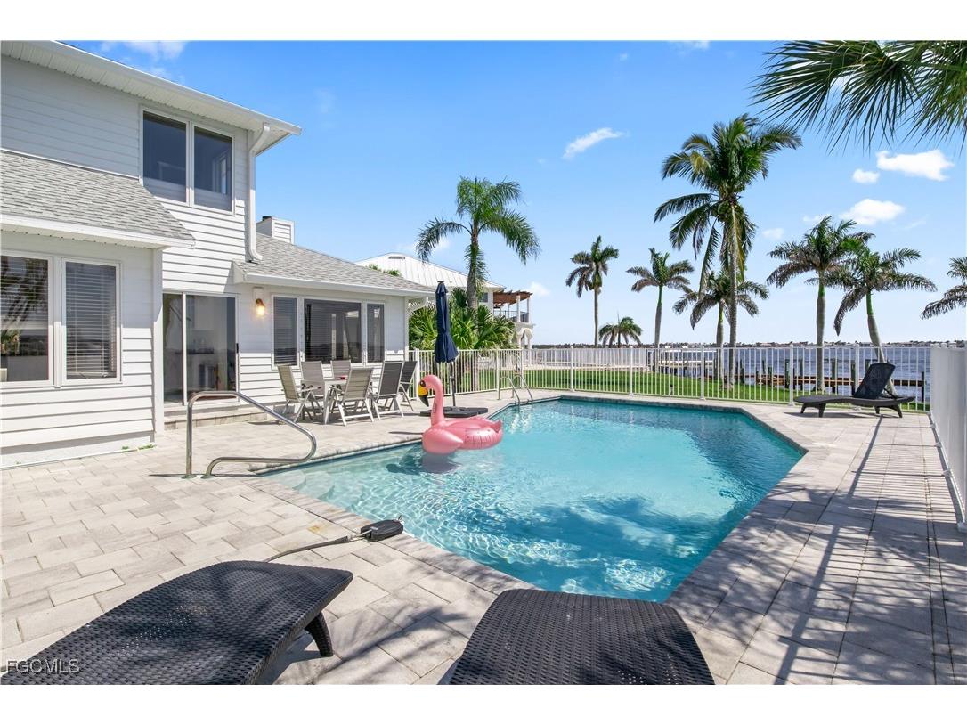 1202 Flamingo Drive Cape Coral FL 33904 2025010752 image17