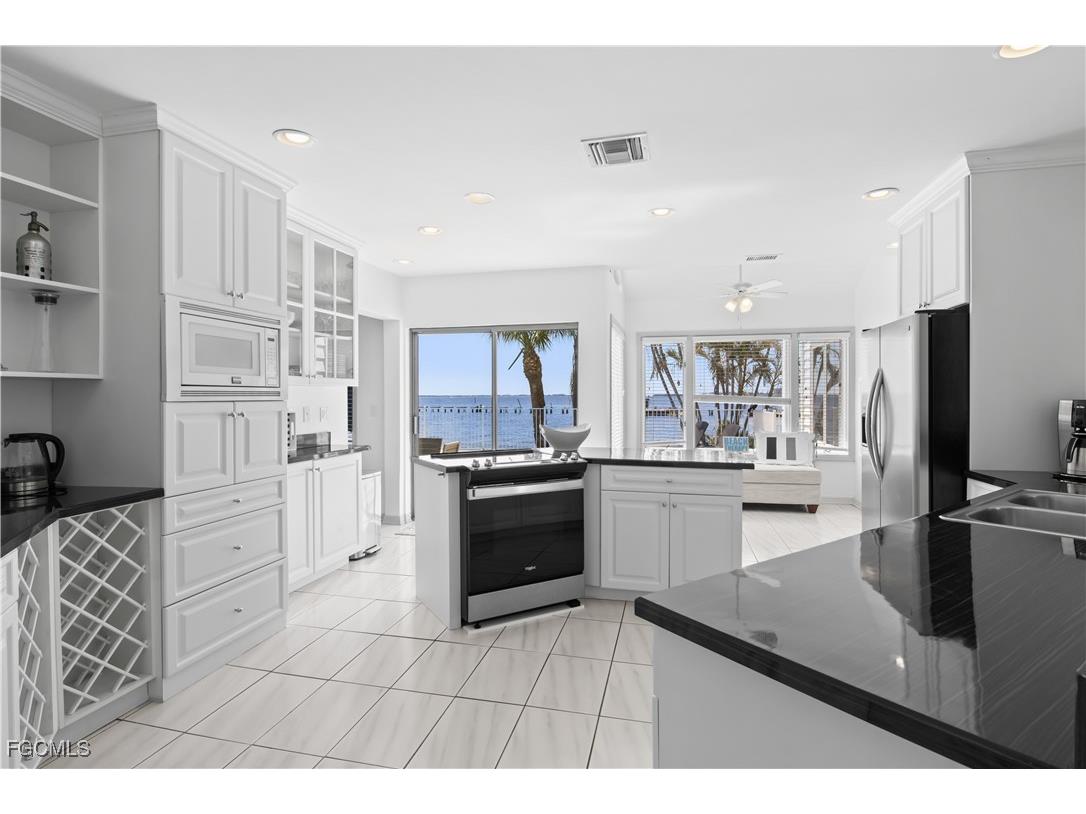 1202 Flamingo Drive Cape Coral FL 33904 2025010752 image33