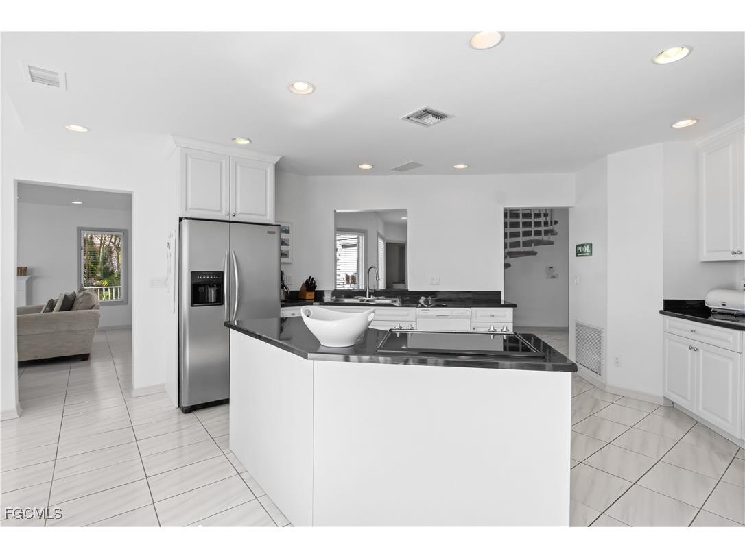 1202 Flamingo Drive Cape Coral FL 33904 2025010752 image35