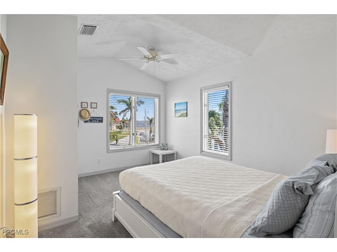 1202 Flamingo Drive Cape Coral FL 33904 2025010752 image45