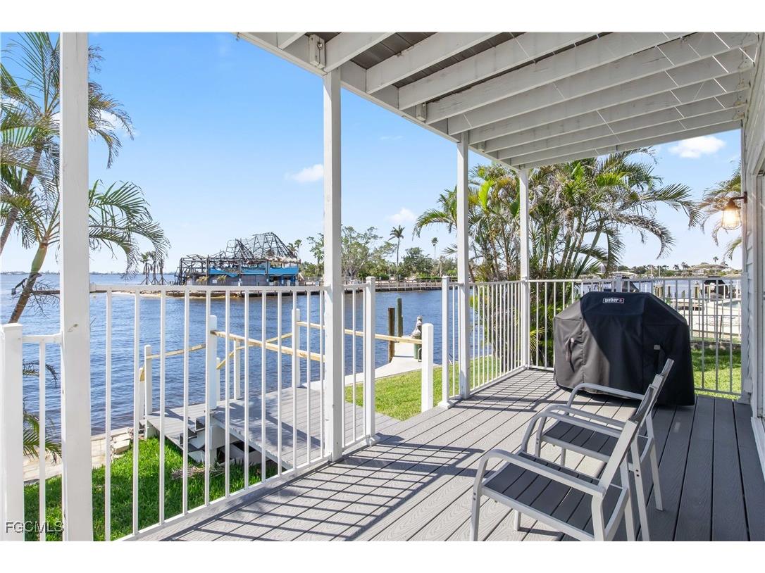 1202 Flamingo Drive Cape Coral FL 33904 2025010752 image46