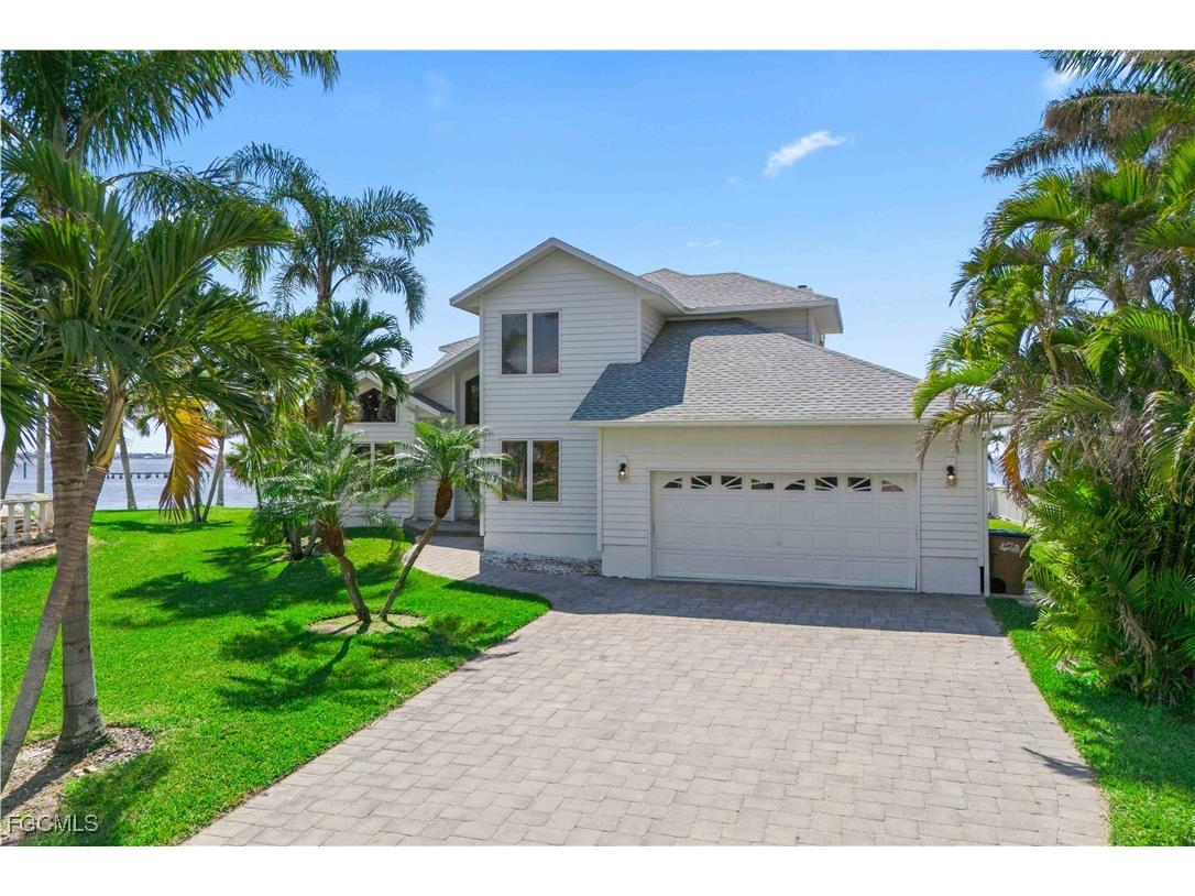 1202 Flamingo Drive Cape Coral FL 33904 2025010752 image5