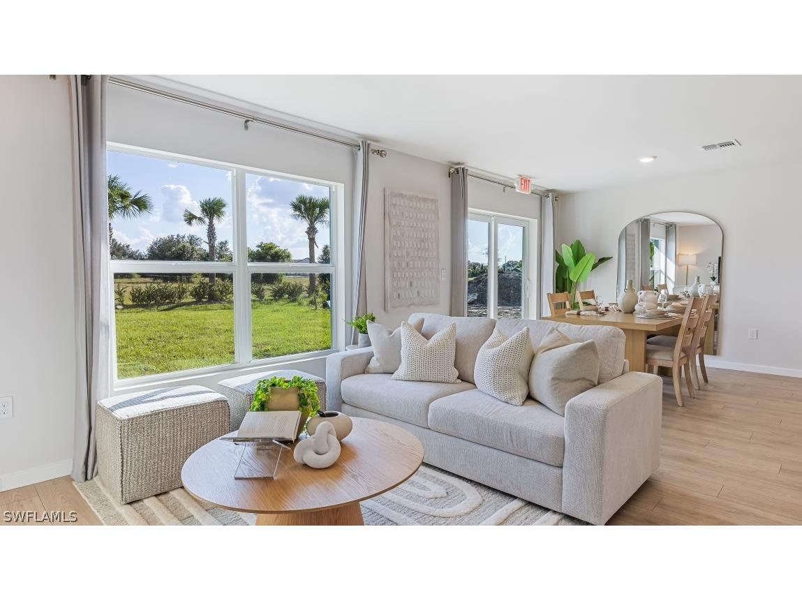 1202 NE 7th Place Cape Coral FL 33909 226010907 image4