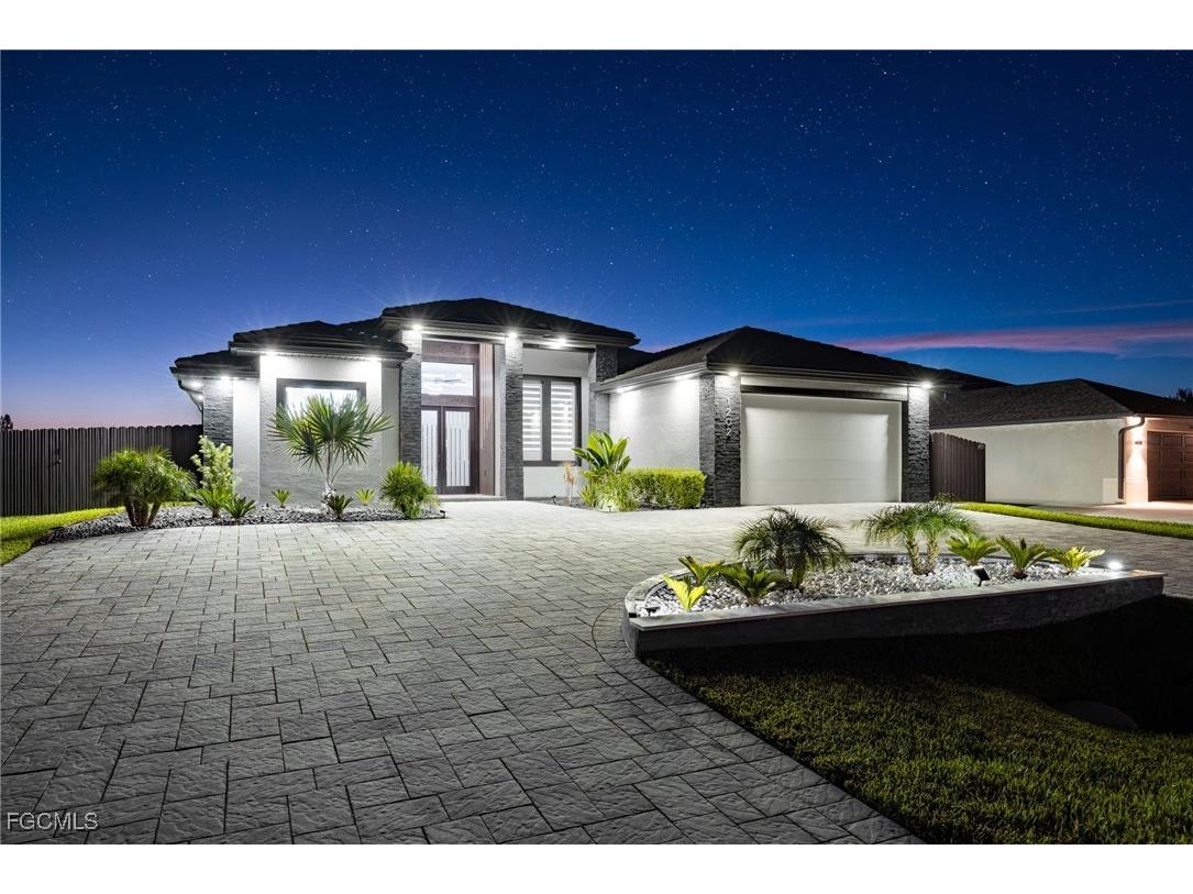 1202 SW 11th Place Cape Coral FL 33991 2025014885 image1